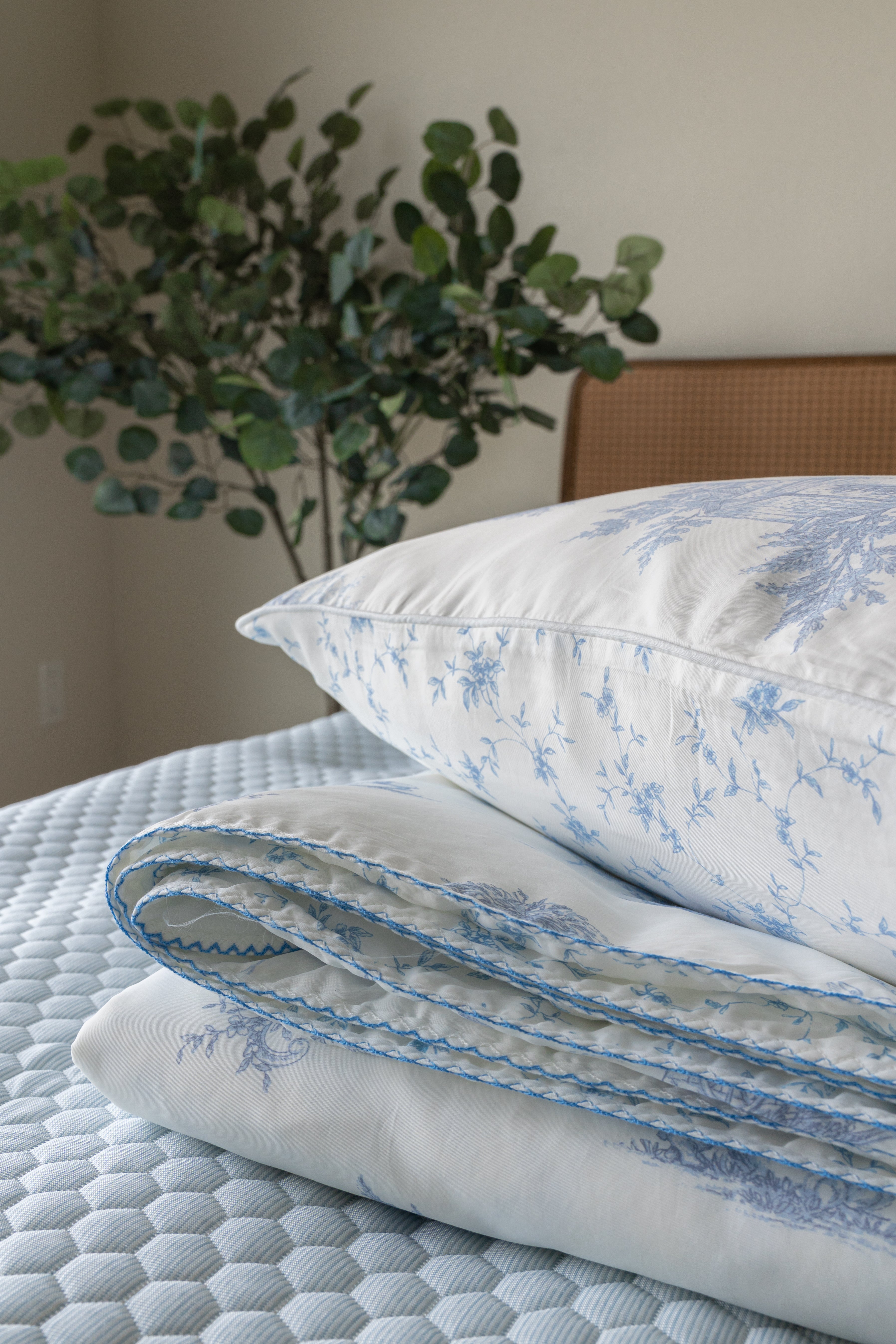Flower Cooling Blankets
